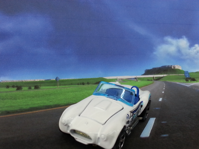 Illustration for article titled Best of Live and Let Die-Cast! (Twitter & A Photography Contest!)